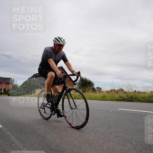 31.08.2025 - Elbe Triathlon Hamburg Michael Burmester http://msf.ph/oto/8669325 31.08.2025 14:14:45 Radfahren 158 meine-sportfotos.de