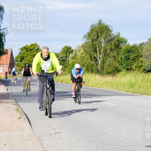 31.08.2025 - Elbe Triathlon Hamburg Michael Burmester http://msf.ph/oto/8669333 31.08.2025 09:52:17 Radfahren 297, 386, 517, 642, 703, 747, 895 meine-sportfotos.de