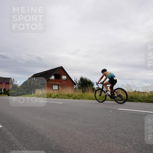 31.08.2025 - Elbe Triathlon Hamburg Michael Burmester http://msf.ph/oto/8669341 31.08.2025 14:15:11 Radfahren  meine-sportfotos.de