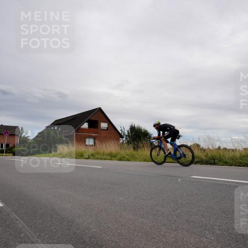 31.08.2025 - Elbe Triathlon Hamburg Michael Burmester http://msf.ph/oto/8669348 31.08.2025 14:15:20 Radfahren 136 meine-sportfotos.de