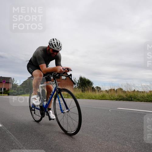 31.08.2025 - Elbe Triathlon Hamburg Michael Burmester http://msf.ph/oto/8669357 31.08.2025 14:15:28 Radfahren 135, 136, 147 meine-sportfotos.de