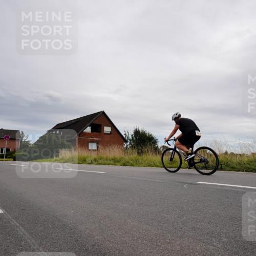 31.08.2025 - Elbe Triathlon Hamburg Michael Burmester http://msf.ph/oto/8669367 31.08.2025 14:16:02 Radfahren 129 meine-sportfotos.de