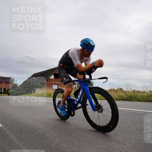 31.08.2025 - Elbe Triathlon Hamburg Michael Burmester http://msf.ph/oto/8669370 31.08.2025 14:16:10 Radfahren 122, 129, 131 meine-sportfotos.de