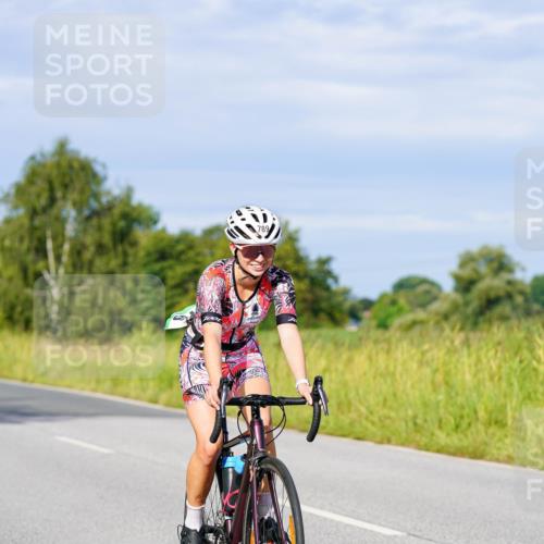 31.08.2025 - Elbe Triathlon Hamburg Michael Burmester http://msf.ph/oto/8669378 31.08.2025 09:52:31 Radfahren 327, 575, 789 meine-sportfotos.de