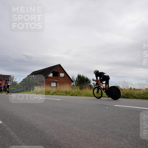 31.08.2025 - Elbe Triathlon Hamburg Michael Burmester http://msf.ph/oto/8669384 31.08.2025 14:16:20 Radfahren 131, 145 meine-sportfotos.de