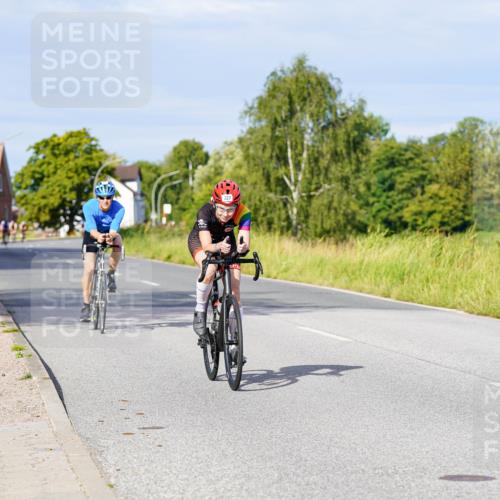 31.08.2025 - Elbe Triathlon Hamburg Michael Burmester http://msf.ph/oto/8669385 31.08.2025 09:52:32 Radfahren 327, 575, 789 meine-sportfotos.de