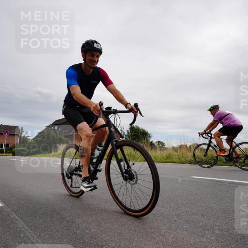 31.08.2025 - Elbe Triathlon Hamburg Michael Burmester http://msf.ph/oto/8669389 31.08.2025 14:16:32 Radfahren 150, 161 meine-sportfotos.de