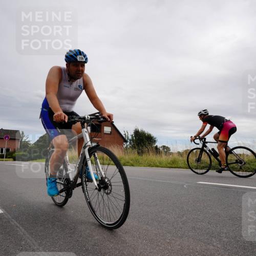 31.08.2025 - Elbe Triathlon Hamburg Michael Burmester http://msf.ph/oto/8669391 31.08.2025 14:16:34 Radfahren 150, 161 meine-sportfotos.de