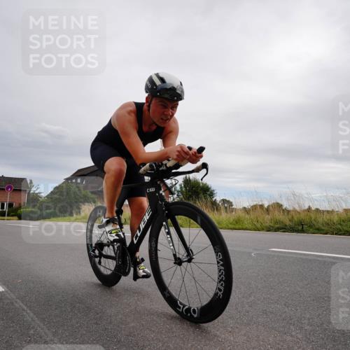 31.08.2025 - Elbe Triathlon Hamburg Michael Burmester http://msf.ph/oto/8669402 31.08.2025 14:16:56 Radfahren 141 meine-sportfotos.de