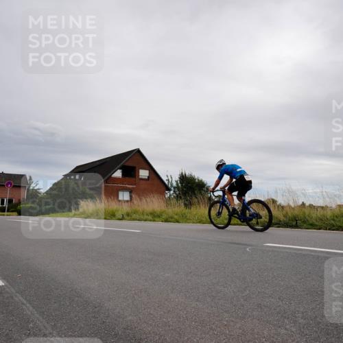 31.08.2025 - Elbe Triathlon Hamburg Michael Burmester http://msf.ph/oto/8669413 31.08.2025 14:17:18 Radfahren 152 meine-sportfotos.de