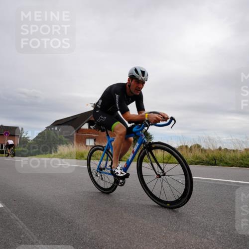 31.08.2025 - Elbe Triathlon Hamburg Michael Burmester http://msf.ph/oto/8669422 31.08.2025 14:17:28 Radfahren 125, 140, 144 meine-sportfotos.de