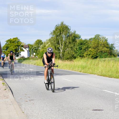31.08.2025 - Elbe Triathlon Hamburg Michael Burmester http://msf.ph/oto/8669426 31.08.2025 09:52:47 Radfahren 543, 606, 741, 788, 809 meine-sportfotos.de