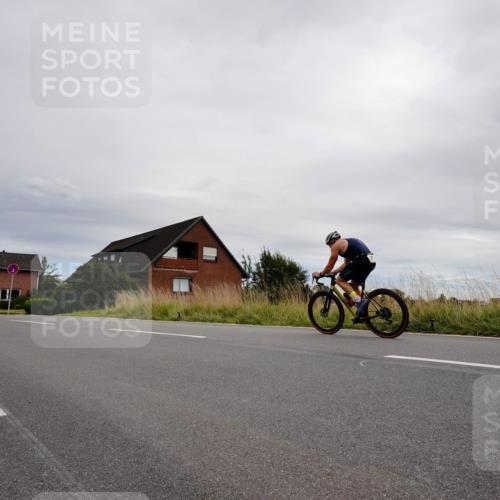 31.08.2025 - Elbe Triathlon Hamburg Michael Burmester http://msf.ph/oto/8669433 31.08.2025 14:17:49 Radfahren 155 meine-sportfotos.de