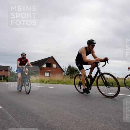 31.08.2025 - Elbe Triathlon Hamburg Michael Burmester http://msf.ph/oto/8669471 31.08.2025 14:19:28 Radfahren 126, 127, 132, 142 meine-sportfotos.de