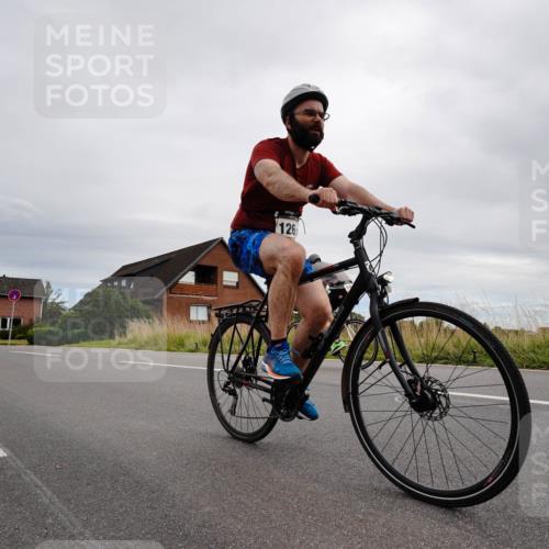 31.08.2025 - Elbe Triathlon Hamburg Michael Burmester http://msf.ph/oto/8669473 31.08.2025 14:19:29 Radfahren 126, 127, 132, 142 meine-sportfotos.de