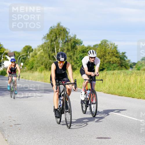 31.08.2025 - Elbe Triathlon Hamburg Michael Burmester http://msf.ph/oto/8669474 31.08.2025 09:53:06 Radfahren 453, 457, 540, 704, 736, 753, 870, 894 meine-sportfotos.de