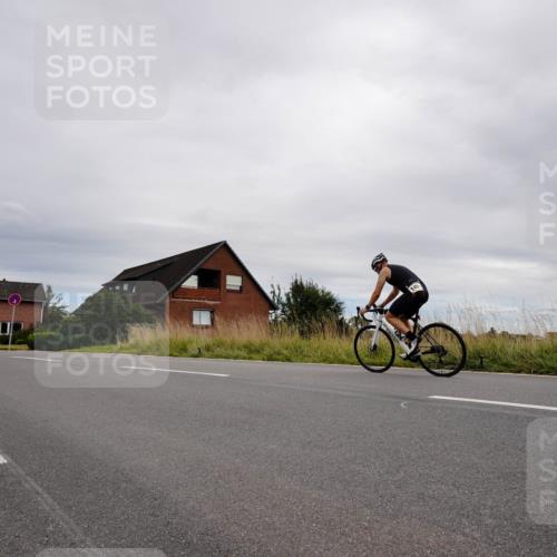 31.08.2025 - Elbe Triathlon Hamburg Michael Burmester http://msf.ph/oto/8669486 31.08.2025 14:19:45 Radfahren 164 meine-sportfotos.de
