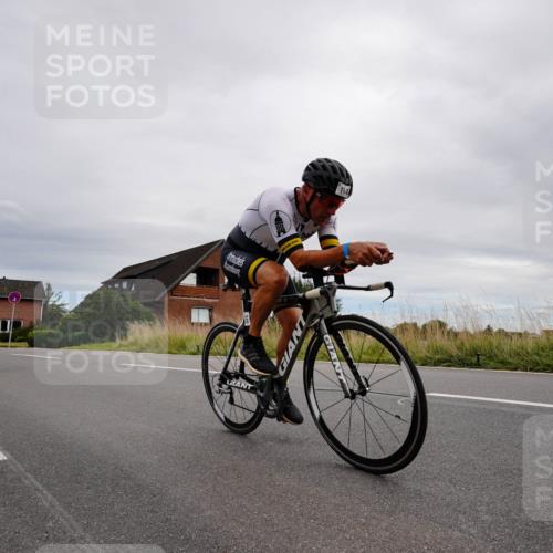 31.08.2025 - Elbe Triathlon Hamburg Michael Burmester http://msf.ph/oto/8669488 31.08.2025 14:19:53 Radfahren 158, 164 meine-sportfotos.de