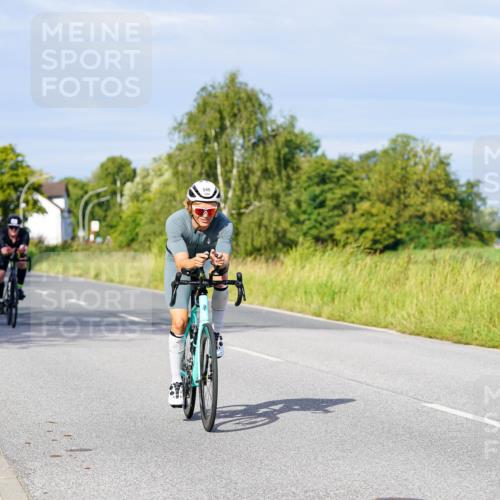 31.08.2025 - Elbe Triathlon Hamburg Michael Burmester http://msf.ph/oto/8669492 31.08.2025 09:53:10 Radfahren 453, 457, 503, 540, 704, 870 meine-sportfotos.de