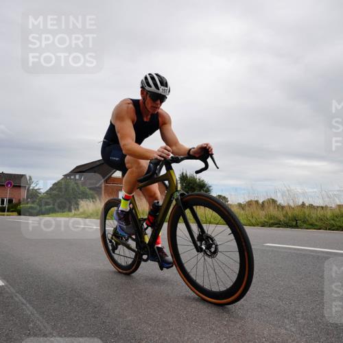 31.08.2025 - Elbe Triathlon Hamburg Michael Burmester http://msf.ph/oto/8669497 31.08.2025 14:20:13 Radfahren 135 meine-sportfotos.de