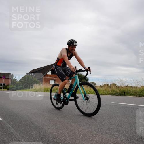 31.08.2025 - Elbe Triathlon Hamburg Michael Burmester http://msf.ph/oto/8669503 31.08.2025 14:20:50 Radfahren 129 meine-sportfotos.de