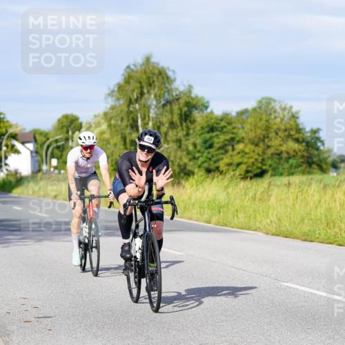 31.08.2025 - Elbe Triathlon Hamburg Michael Burmester http://msf.ph/oto/8669504 31.08.2025 09:53:12 Radfahren 405, 453, 457, 503, 540, 704 meine-sportfotos.de