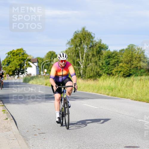 31.08.2025 - Elbe Triathlon Hamburg Michael Burmester http://msf.ph/oto/8669513 31.08.2025 09:53:14 Radfahren 304, 405, 453, 457, 472, 503 meine-sportfotos.de