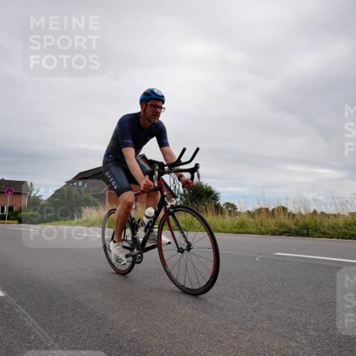 31.08.2025 - Elbe Triathlon Hamburg Michael Burmester http://msf.ph/oto/8669517 31.08.2025 14:21:39 Radfahren 163 meine-sportfotos.de
