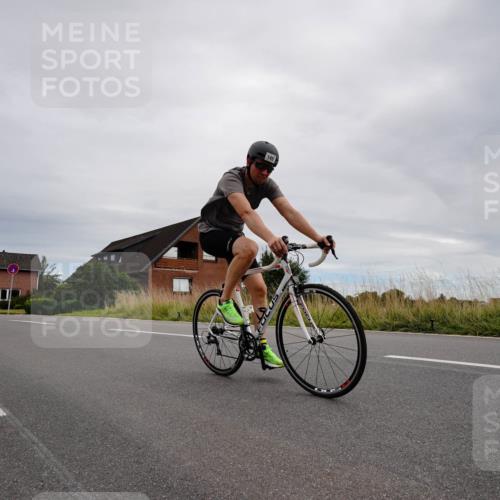 31.08.2025 - Elbe Triathlon Hamburg Michael Burmester http://msf.ph/oto/8669538 31.08.2025 14:22:25 Radfahren 125, 146, 155 meine-sportfotos.de