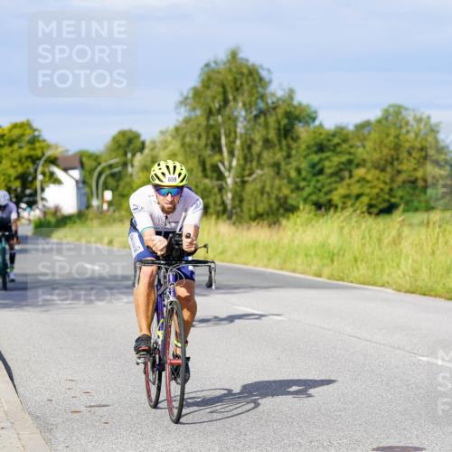 31.08.2025 - Elbe Triathlon Hamburg Michael Burmester http://msf.ph/oto/8669544 31.08.2025 09:53:23 Radfahren 304, 472, 593, 659, 900 meine-sportfotos.de