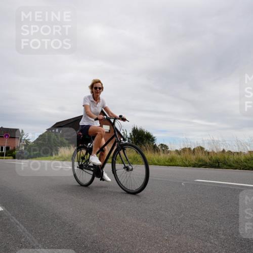 31.08.2025 - Elbe Triathlon Hamburg Michael Burmester http://msf.ph/oto/8669560 31.08.2025 14:25:57 Radfahren  meine-sportfotos.de