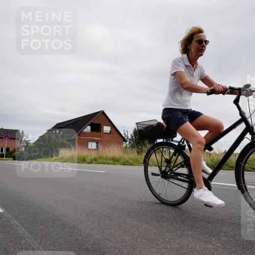 31.08.2025 - Elbe Triathlon Hamburg Michael Burmester http://msf.ph/oto/8669561 31.08.2025 14:25:57 Radfahren  meine-sportfotos.de