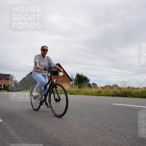 31.08.2025 - Elbe Triathlon Hamburg Michael Burmester http://msf.ph/oto/8669564 31.08.2025 14:25:59 Radfahren  meine-sportfotos.de