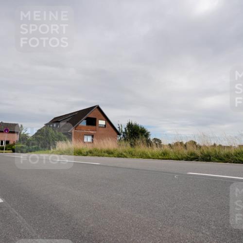 31.08.2025 - Elbe Triathlon Hamburg Michael Burmester http://msf.ph/oto/8669579 31.08.2025 14:31:28 Radfahren  meine-sportfotos.de