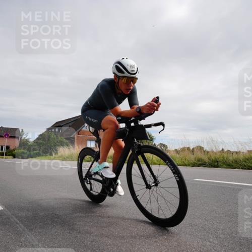 31.08.2025 - Elbe Triathlon Hamburg Michael Burmester http://msf.ph/oto/8669581 31.08.2025 14:32:48 Radfahren 160 meine-sportfotos.de