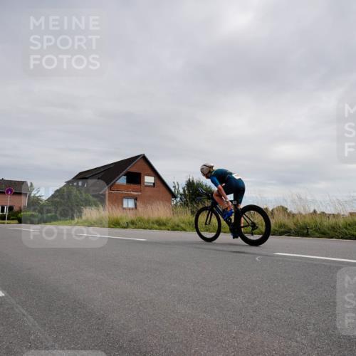 31.08.2025 - Elbe Triathlon Hamburg Michael Burmester http://msf.ph/oto/8669584 31.08.2025 14:33:07 Radfahren  meine-sportfotos.de