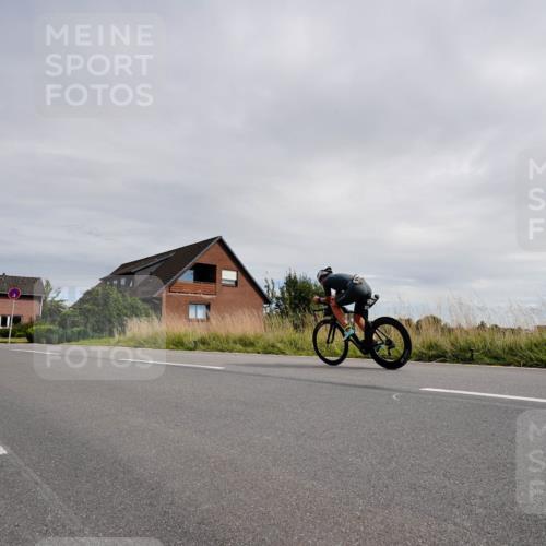 31.08.2025 - Elbe Triathlon Hamburg Michael Burmester http://msf.ph/oto/8669592 31.08.2025 14:34:34 Radfahren  meine-sportfotos.de