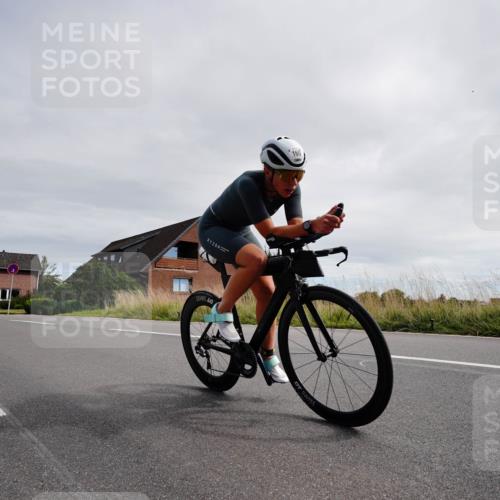 31.08.2025 - Elbe Triathlon Hamburg Michael Burmester http://msf.ph/oto/8669603 31.08.2025 14:36:49 Radfahren  meine-sportfotos.de