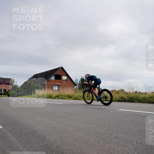 31.08.2025 - Elbe Triathlon Hamburg Michael Burmester http://msf.ph/oto/8669606 31.08.2025 14:37:14 Radfahren  meine-sportfotos.de