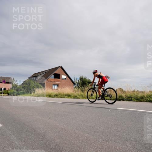 31.08.2025 - Elbe Triathlon Hamburg Michael Burmester http://msf.ph/oto/8669625 31.08.2025 14:39:51 Radfahren  meine-sportfotos.de