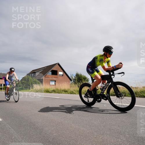 31.08.2025 - Elbe Triathlon Hamburg Michael Burmester http://msf.ph/oto/8669630 31.08.2025 14:40:00 Radfahren 122, 144 meine-sportfotos.de