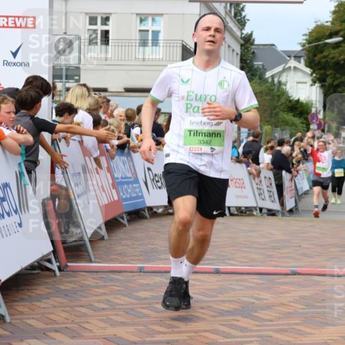 31.08.2025 - 21. Blankeneser Heldenlauf Strokosch-Dieckow http://msf.ph/oto/8669636 31.08.2025 10:55:01 Ziel 3342, 3614, 3615, 3283, 3395, 3525 meine-sportfotos.de