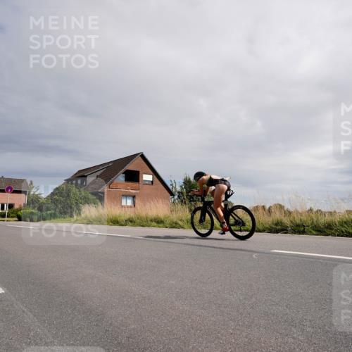 31.08.2025 - Elbe Triathlon Hamburg Michael Burmester http://msf.ph/oto/8669659 31.08.2025 14:42:24 Radfahren  meine-sportfotos.de