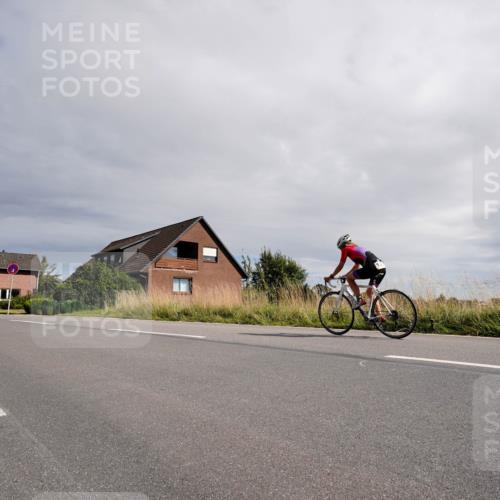 31.08.2025 - Elbe Triathlon Hamburg Michael Burmester http://msf.ph/oto/8669665 31.08.2025 14:42:35 Radfahren  meine-sportfotos.de