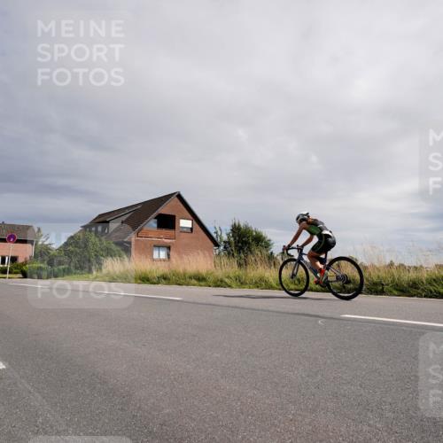 31.08.2025 - Elbe Triathlon Hamburg Michael Burmester http://msf.ph/oto/8669676 31.08.2025 14:43:07 Radfahren  meine-sportfotos.de