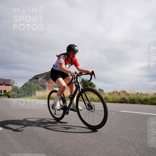 31.08.2025 - Elbe Triathlon Hamburg Michael Burmester http://msf.ph/oto/8669703 31.08.2025 14:44:15 Radfahren 145 meine-sportfotos.de