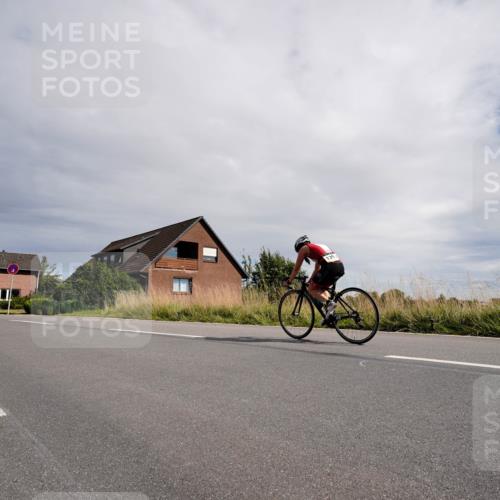 31.08.2025 - Elbe Triathlon Hamburg Michael Burmester http://msf.ph/oto/8669717 31.08.2025 14:45:17 Radfahren 135 meine-sportfotos.de