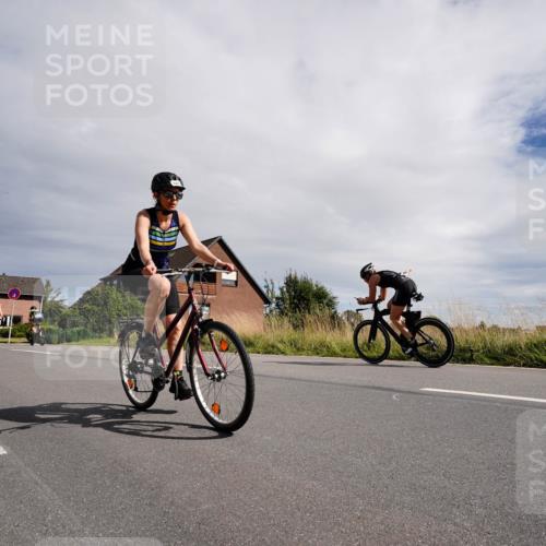 31.08.2025 - Elbe Triathlon Hamburg Michael Burmester http://msf.ph/oto/8669737 31.08.2025 14:46:08 Radfahren 143, 147 meine-sportfotos.de