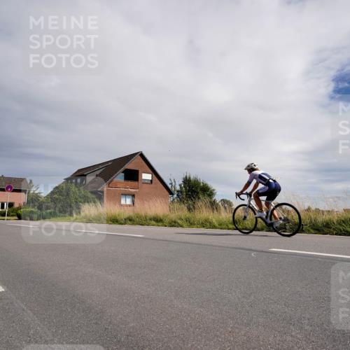 31.08.2025 - Elbe Triathlon Hamburg Michael Burmester http://msf.ph/oto/8669743 31.08.2025 14:46:15 Radfahren  meine-sportfotos.de