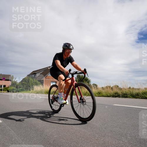 31.08.2025 - Elbe Triathlon Hamburg Michael Burmester http://msf.ph/oto/8669747 31.08.2025 14:46:35 Radfahren 129, 157 meine-sportfotos.de